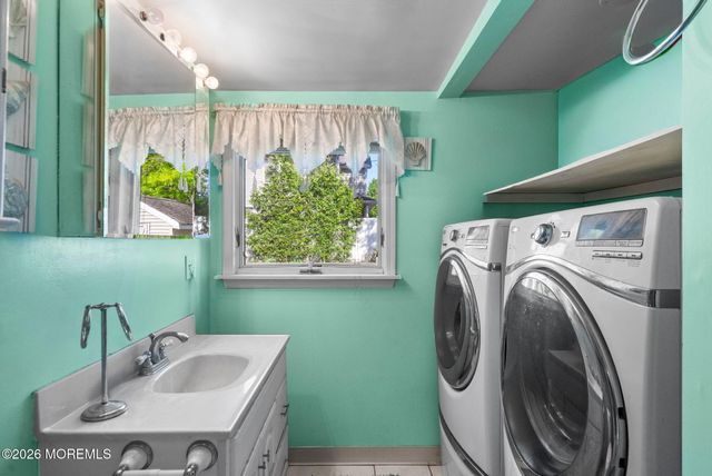 190 Hudson Avenue, Middletown, NJ 07748
