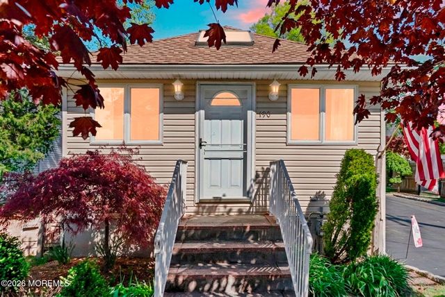 190 Hudson Avenue, Middletown, NJ 07748