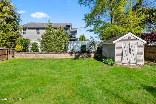 190 Hudson Avenue, Middletown, NJ 07748
