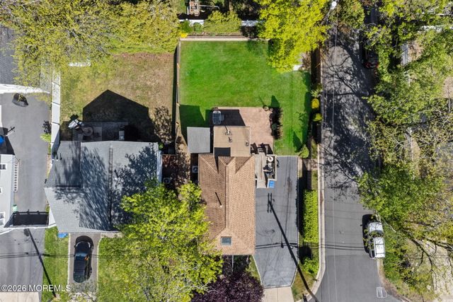190 Hudson Avenue, Middletown, NJ 07748