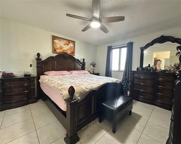 15302 SW 180th Ter, Miami, FL 33187