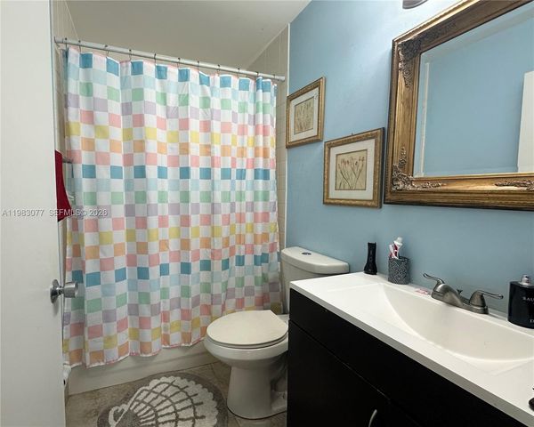 15302 SW 180th Ter, Miami, FL 33187