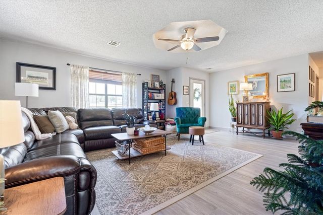 210 Jenkins Road, Prairie Grove, AR 72753
