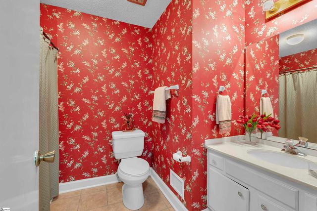 4954 Vineyard Lane, Greenville, SC 29615