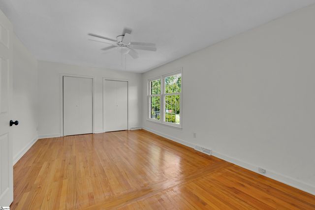 4954 Vineyard Lane, Greenville, SC 29615