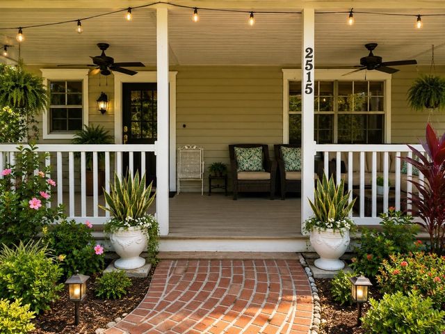 2515 16TH AVENUE DRIVE E, Bradenton, FL 34208