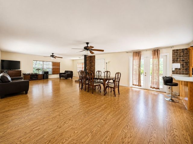 2515 16TH AVENUE DRIVE E, Bradenton, FL 34208