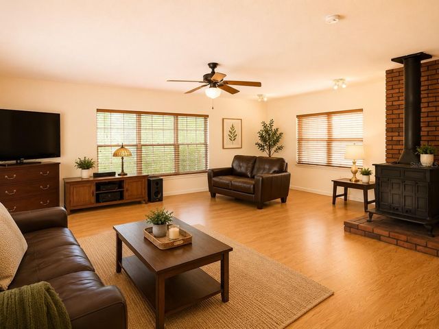 2515 16TH AVENUE DRIVE E, Bradenton, FL 34208