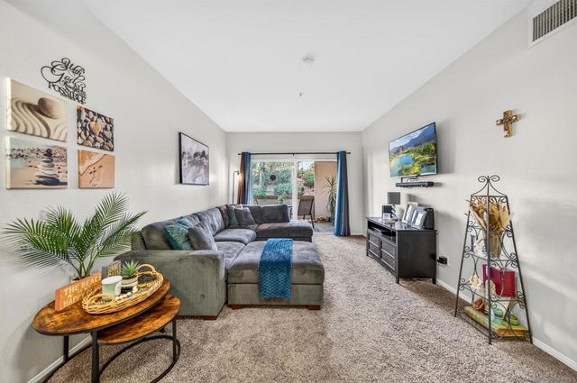 44706 Adam Ln, Temecula, CA 92592