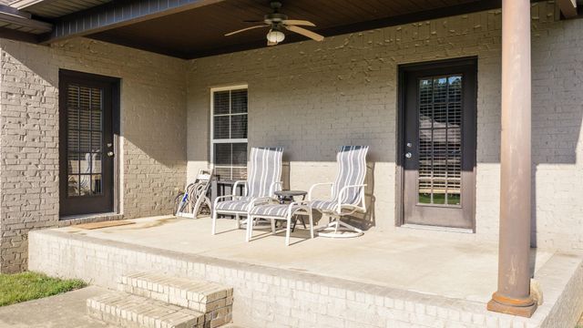 1120 Calloway, Conway, AR 72034