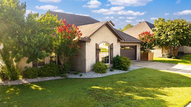 1120 Calloway, Conway, AR 72034