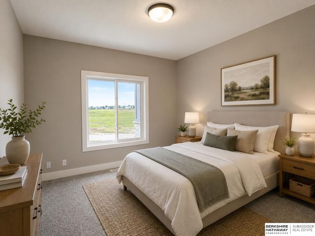 8954 Von Street, Papillion, NE 68046
