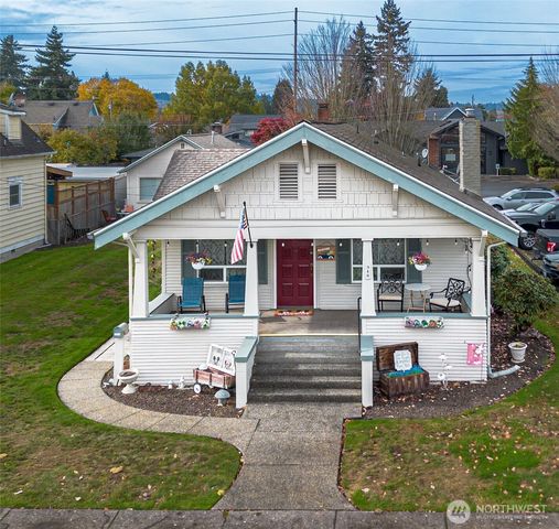 318 4th Street SW, Puyallup, WA 98371