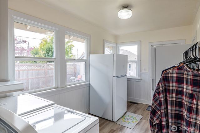 318 4th Street SW, Puyallup, WA 98371