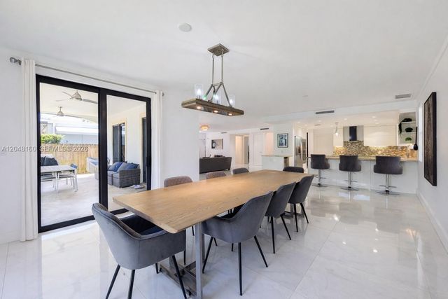 471 SW 30th Road, Miami, FL 33129