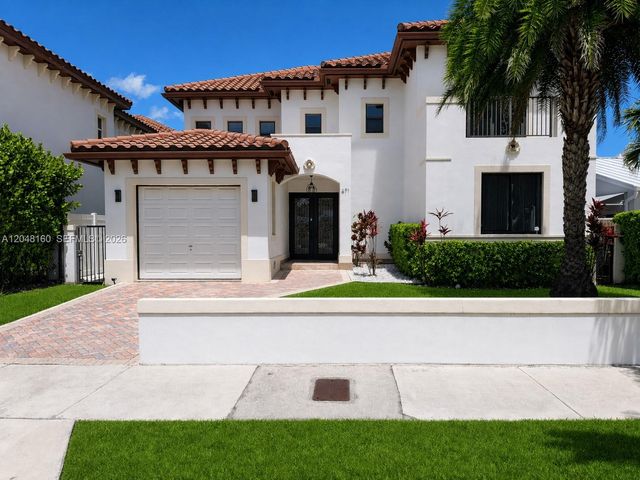 471 SW 30th Road, Miami, FL 33129