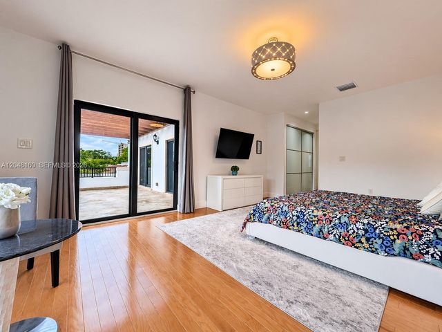 471 SW 30th Road, Miami, FL 33129
