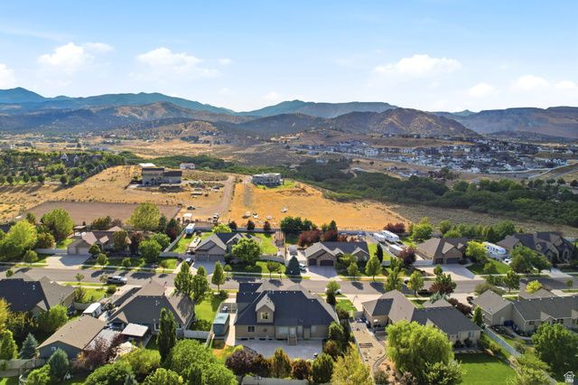 14437 S BUTTERFIELD PKWY, Herriman, UT 84096