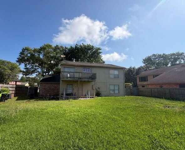 1927 Overbrook Circle, Missouri City, TX 77459