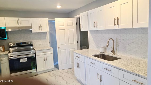 806 Arch Street, Schenectady, NY 12307