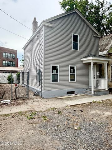 806 Arch Street, Schenectady, NY 12307
