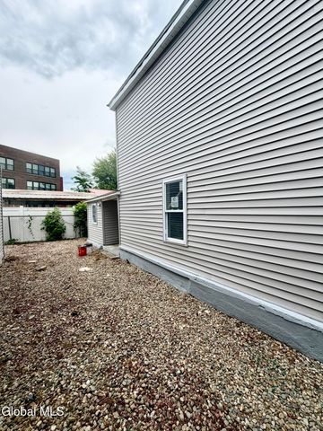 806 Arch Street, Schenectady, NY 12307