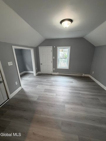 806 Arch Street, Schenectady, NY 12307