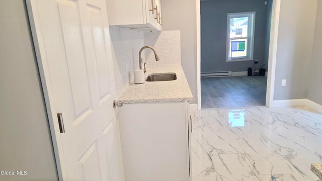 806 Arch Street, Schenectady, NY 12307