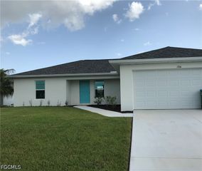 1706 NW 5th ST, Cape Coral, FL 33993