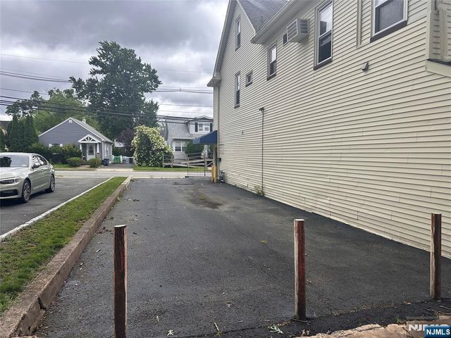 211 Van Winkle Avenue, Hawthorne, NJ 07506