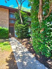 5921 Meadow Drive 156-F, Lisle, IL 60532