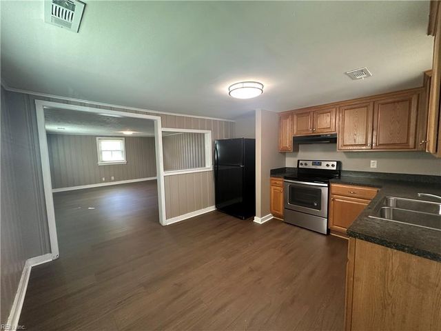 2425 Juniper ST, Norfolk, VA 23513