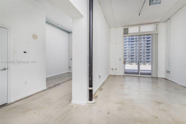 444 NE 30th St 1105, Miami, FL 33137