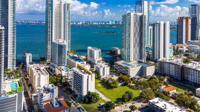 444 NE 30th St 1105, Miami, FL 33137