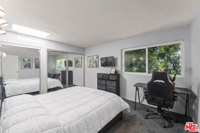 970 Palm Avenue 209, West Hollywood, CA 90069