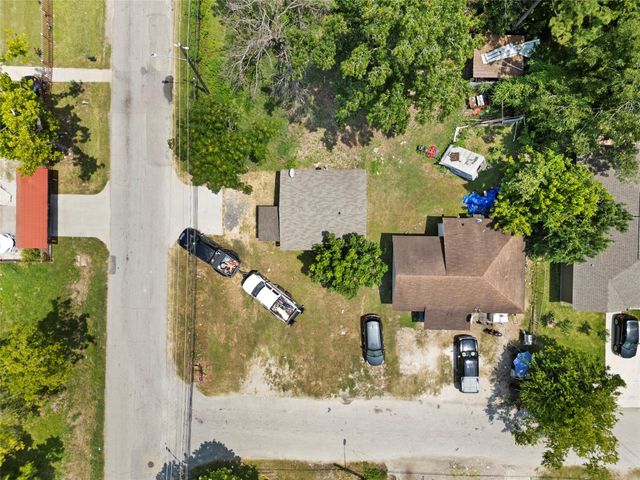 1825 Dolly Wright Street, Houston, TX 77088