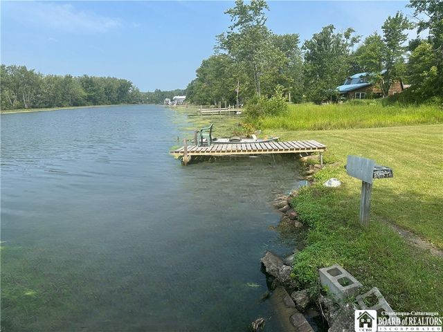 48 Clifton Avenue, Jamestown, NY 14701