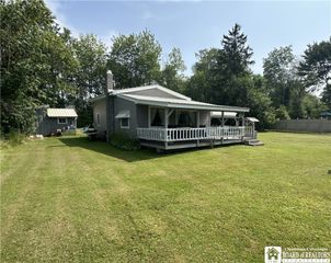 48 Clifton Avenue, Jamestown, NY 14701