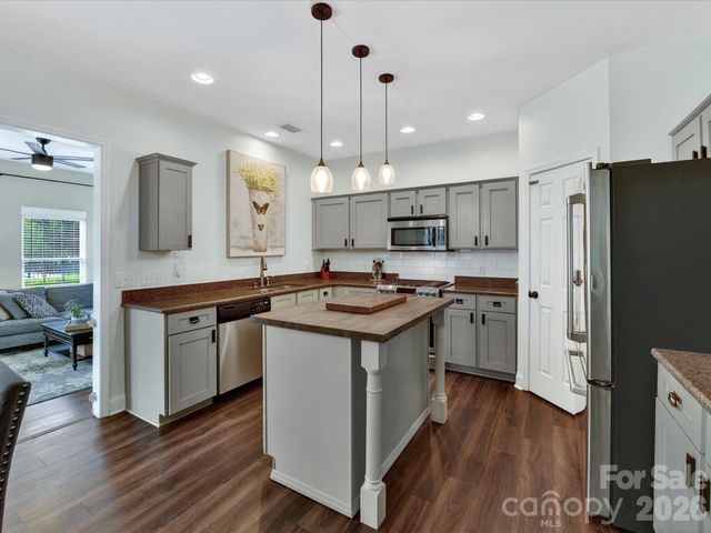 2901 Alpine Forest Court, Charlotte, NC 28270