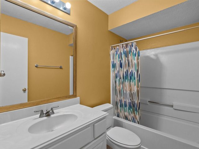 3014 Lonesome Ridge Court, Sugar Land, TX 77498
