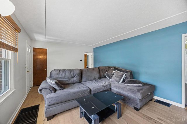 6480 Ridgefield Drive, Springfield Twp., OH 45224