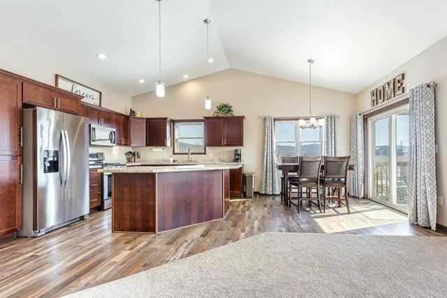 1900 Spakenburg ROAD, Holmen, WI 54636