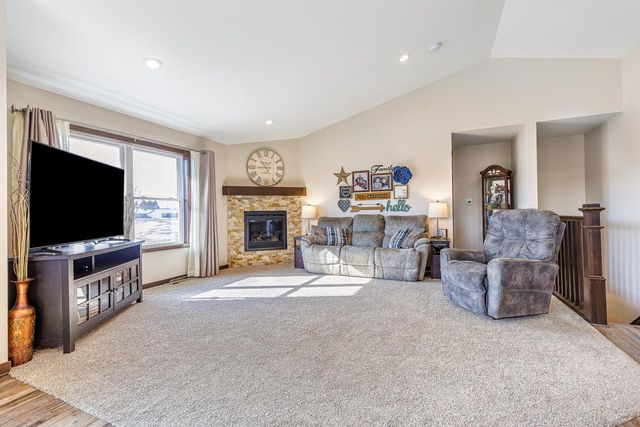 1900 Spakenburg ROAD, Holmen, WI 54636