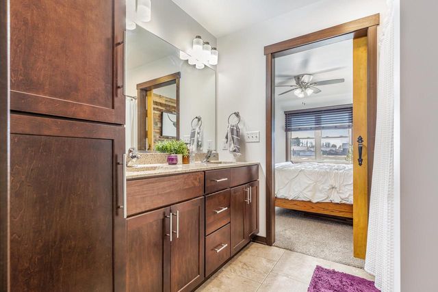 1900 Spakenburg ROAD, Holmen, WI 54636