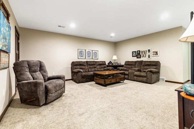 1900 Spakenburg ROAD, Holmen, WI 54636