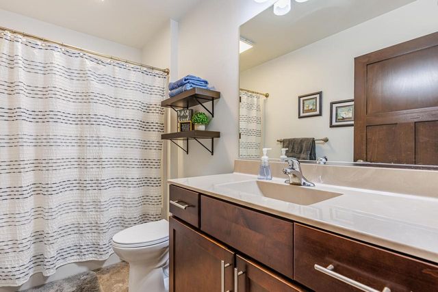 1900 Spakenburg ROAD, Holmen, WI 54636