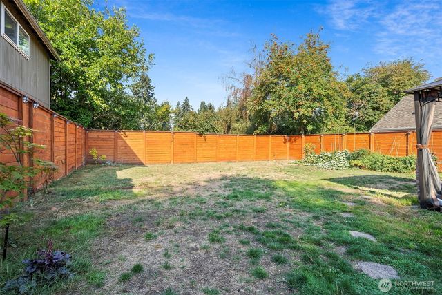 214 Summit Avenue, Fircrest, WA 98466