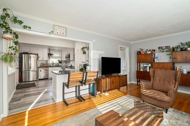 214 Summit Avenue, Fircrest, WA 98466