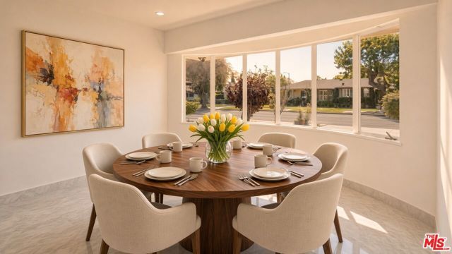 2407 Guthrie Drive, Los Angeles, CA 90034