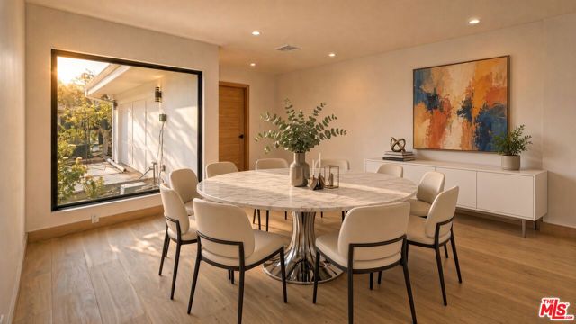 2407 Guthrie Drive, Los Angeles, CA 90034